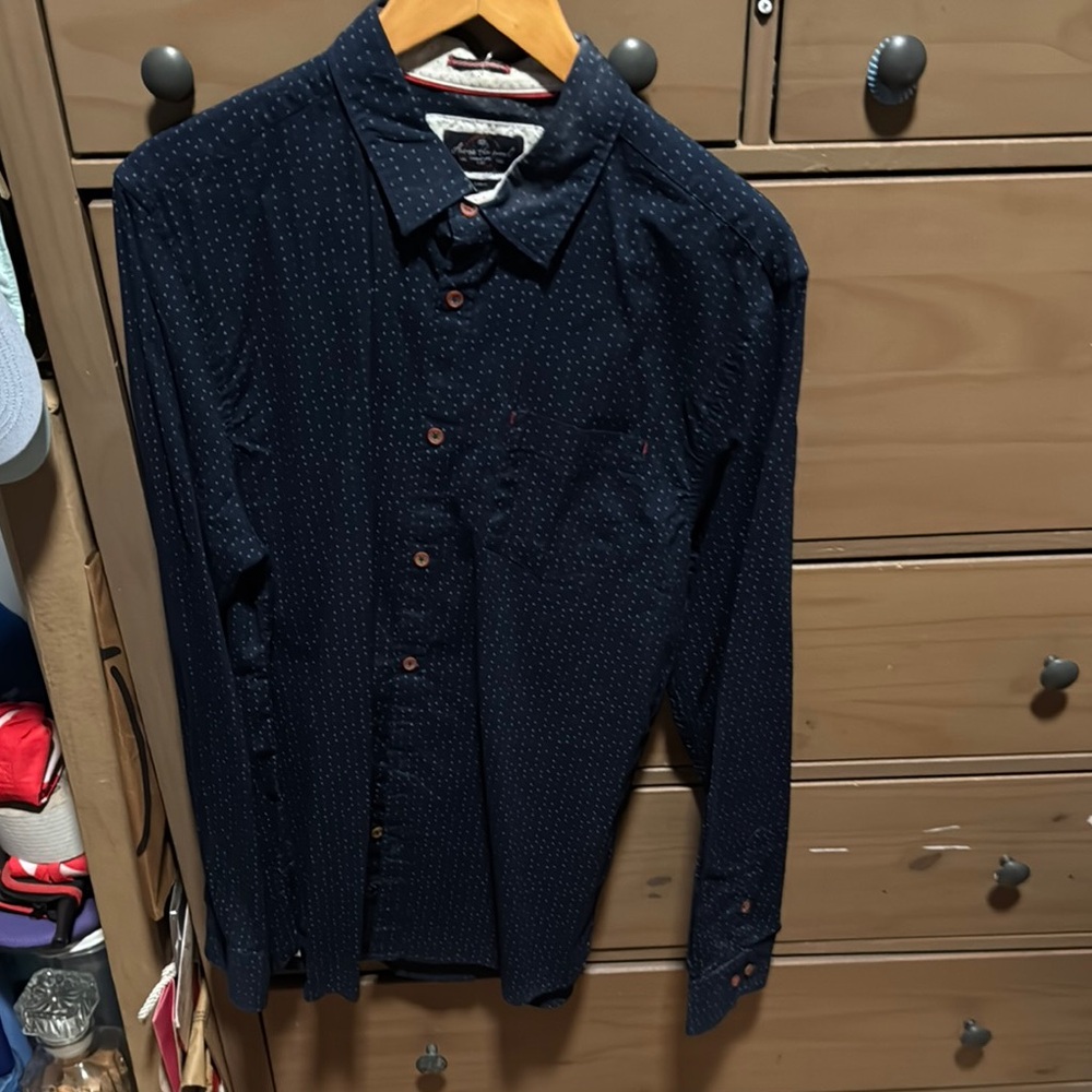 Izod Blue Casual Button Down Shirt with Textured Fabric